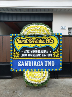Papan Bunga Duka di Tatura Selatan